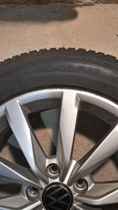 Шини 215/55/17 +диски ФОЛЬЦВАГЕН ТІРОК