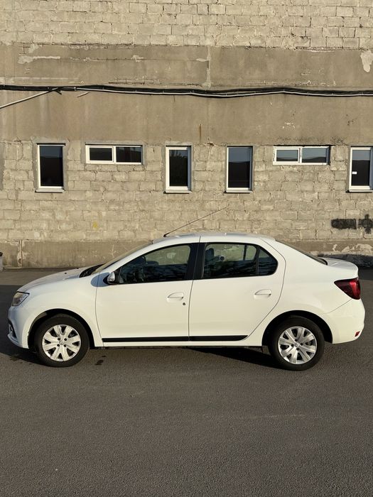 Авто Renault Logan 2020