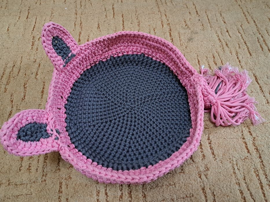 Кошачья кровать,ручная работа