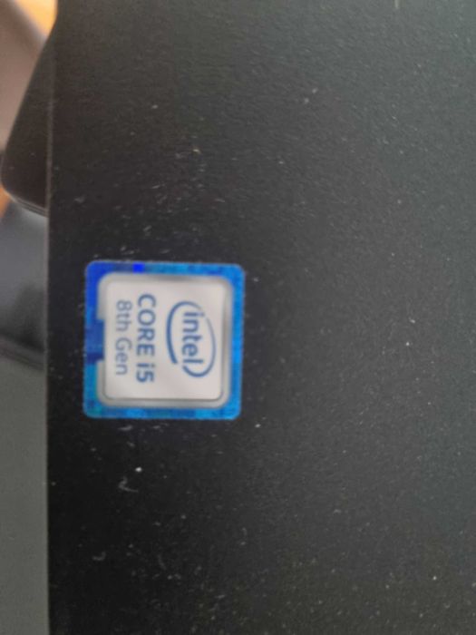 Laptop DELL i5-8gen/8/256/14" fullhd HDMI usb c, widows 11 pro KLASA A