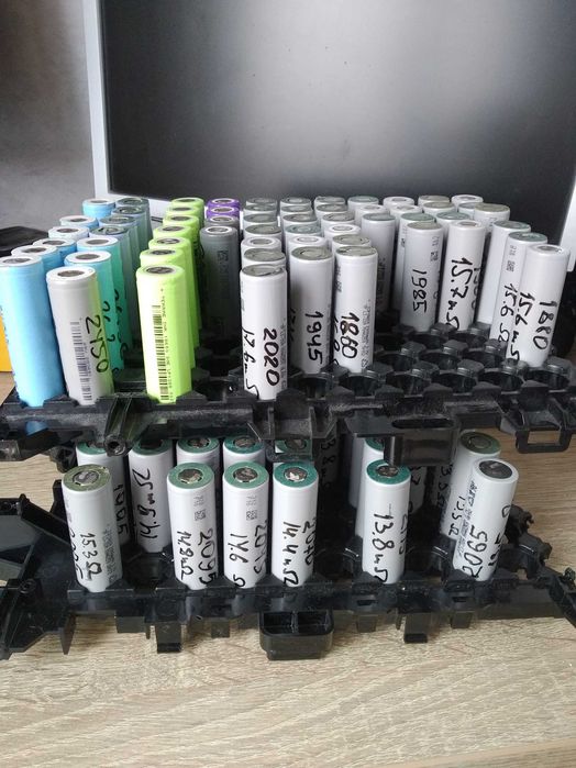 Корпус повер банка power bank 16*18650 з PD,QC, ліхтар + акуми