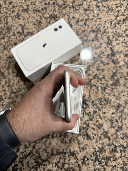 iPhone 11 Branco 64Gb