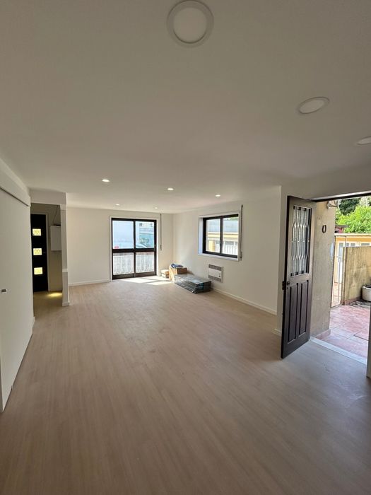 Arrendamento Residencial de Andar Moradia Avenida de Francelos