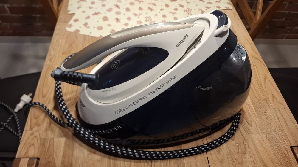 Generator pary PHILIPS PerfectCare Elite