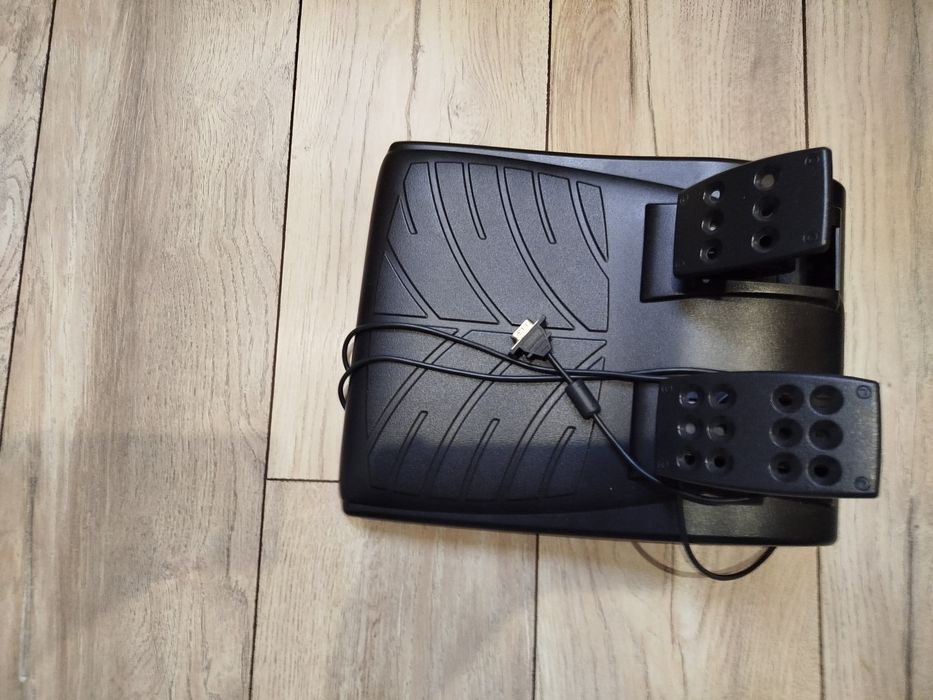 Ігровий руль Logitech driving force gt