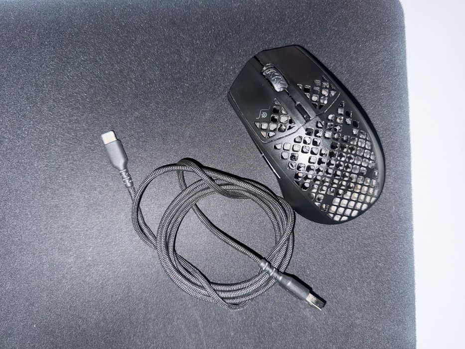 Rato Steelseries Aerox 3 RGB