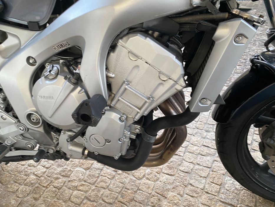 YAMAHA FZ6N 600 98CV | 4 CILINDROS | 81.914 KM | €3.600 NEGOCIÁVEL