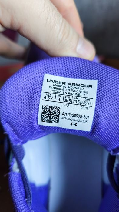 Buty dziecięce do koszykówki Under Armour 36 23.5cm 235mm