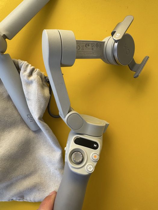 DJI Osmo Mobile 7