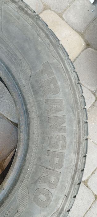 Продам дві шини 225/75 R15 С