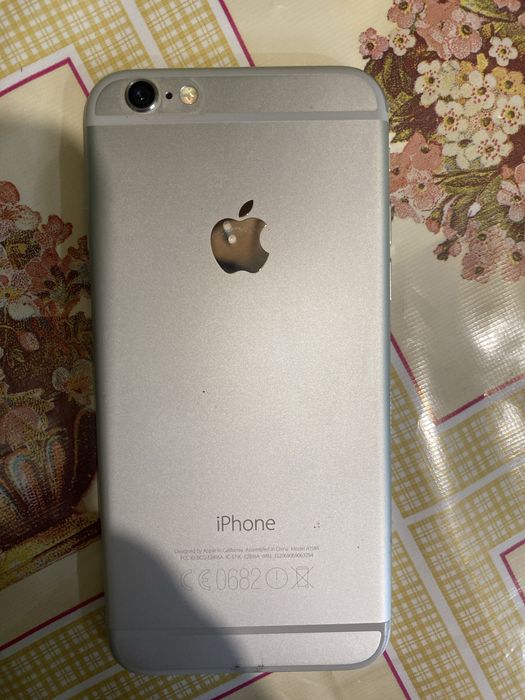 Телефон    APPLE 6 ка