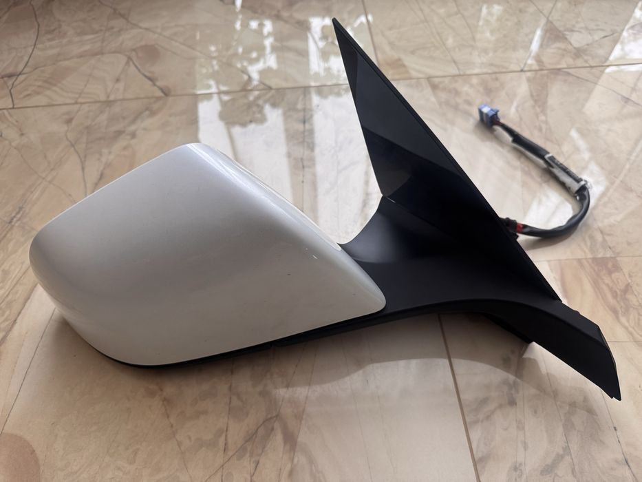 Дзеркало ліве праве Tesla Model 3 чорне сіре біле синє