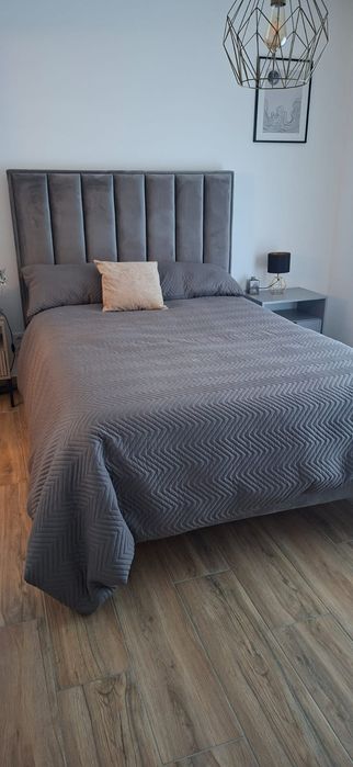Cama Beliani Veludo Cinza C/Colchão