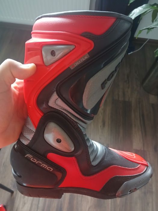 Sprzedam buty firmy forma
