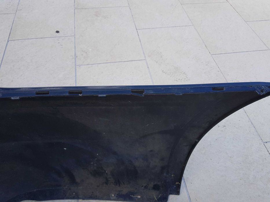 Pára-choques traseiro BMW 320 D coupé de 2008 original em bom estado.