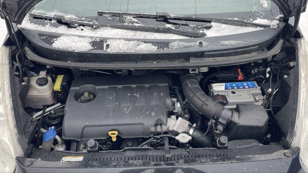 Kia Venga 2011 рік