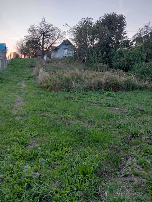 Продам 2 кімнатний будинок Львівщина (23 км від Львова). Щирець село Лани.