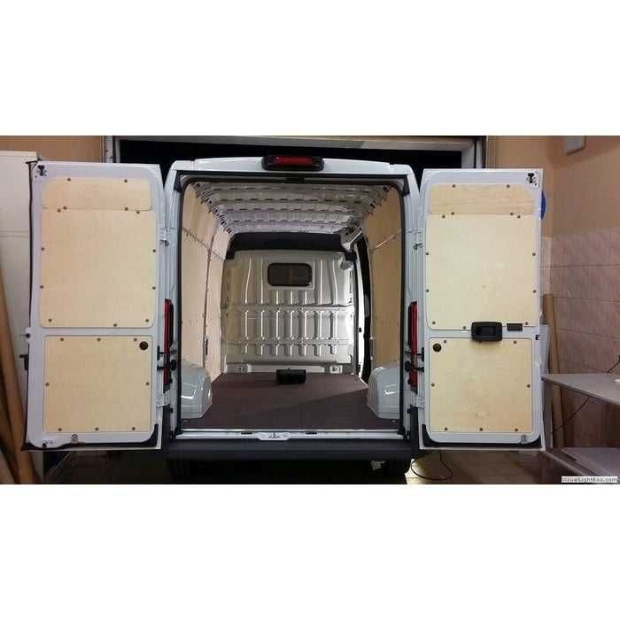 Transport przeprowadzki przewóz sprzątanie piwnic BUS Sanok