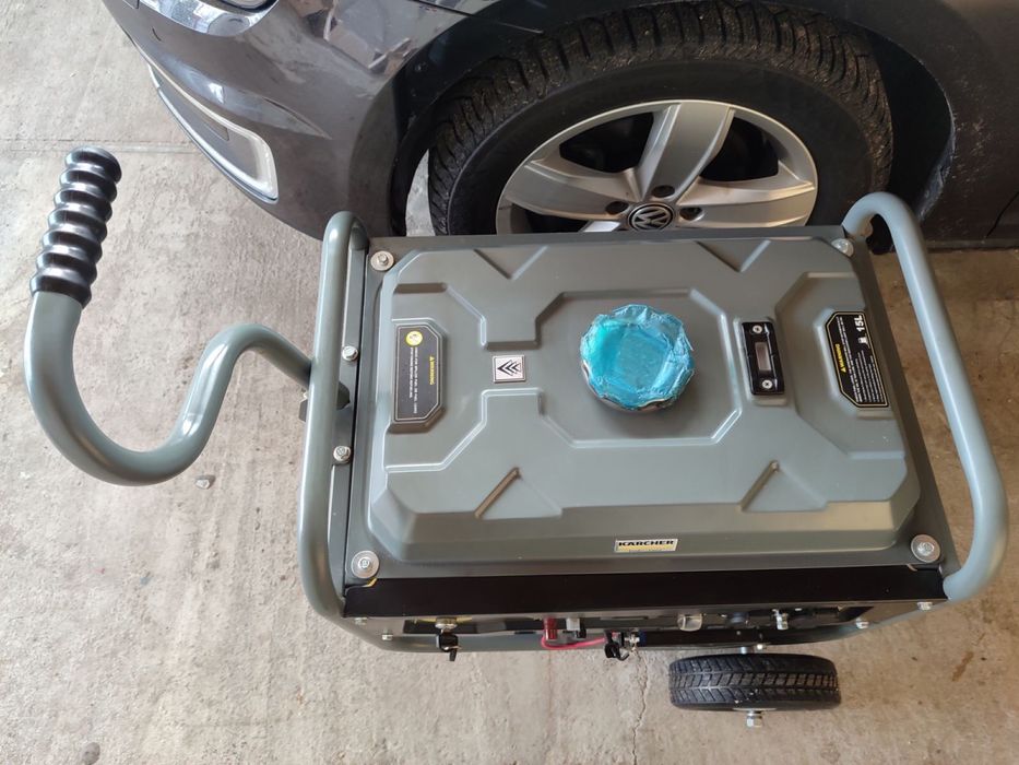 Продам почти новыйгенератор  KARCHER на 3 kw