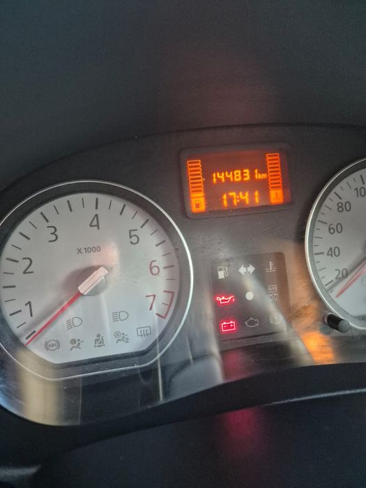 Авто Dacia Logan ИДЕАЛ