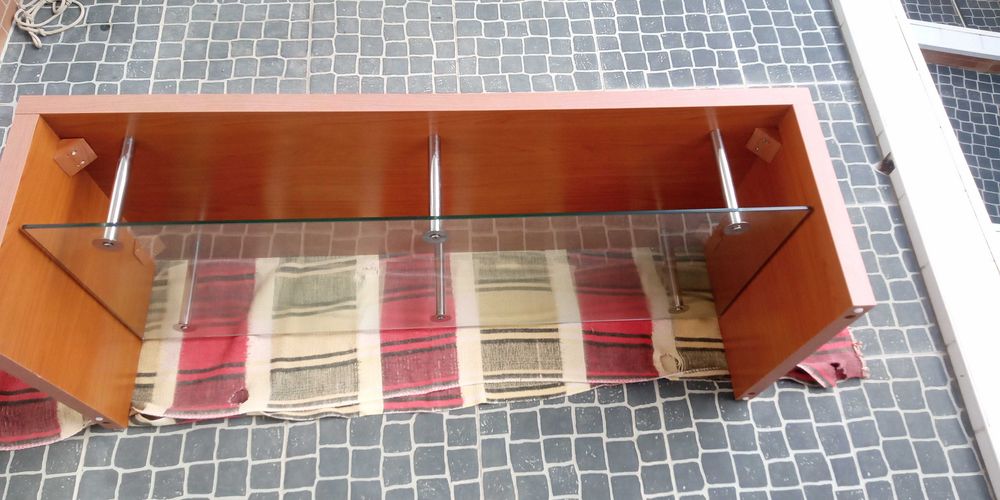 Mesa de sala ou quarto