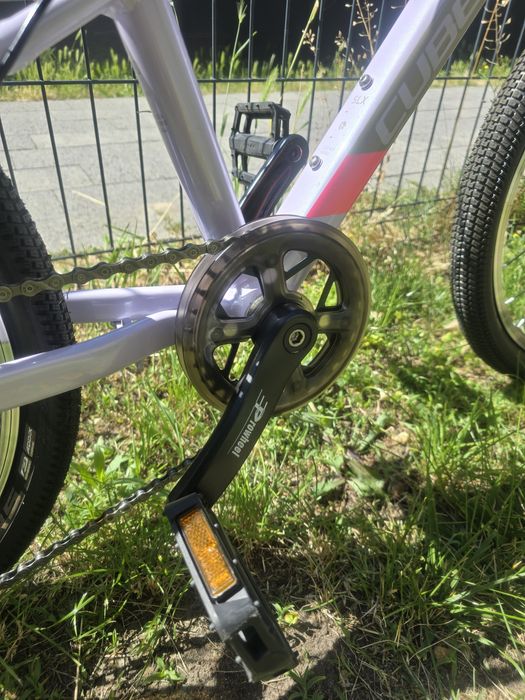 Rower 20 CUBE fioletowy dziewczęcy