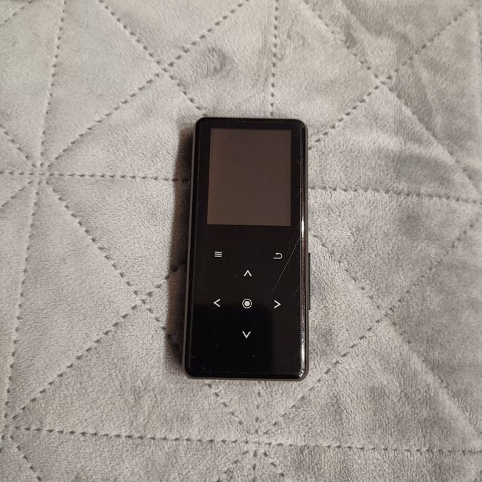 MP3 AiMoonsa B27 64 Gb