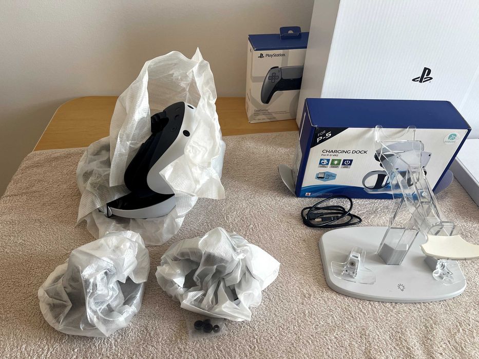 PlayStation VR2 CFI-ZVR1 + podstawka