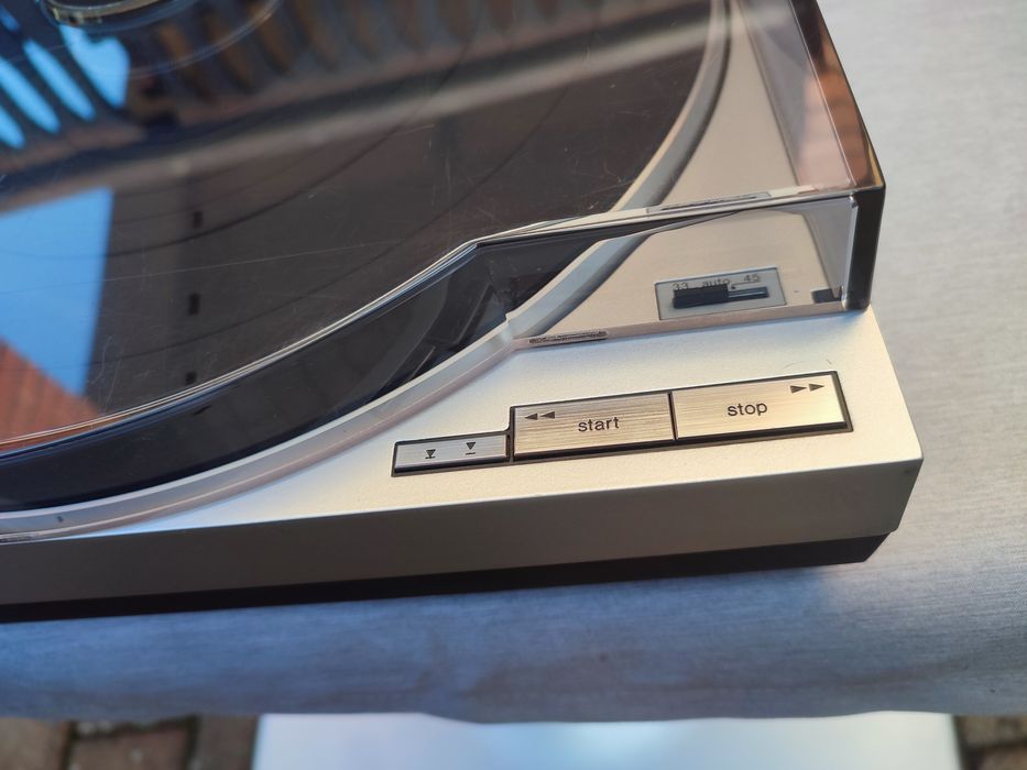 Gramofon Technics SL-7