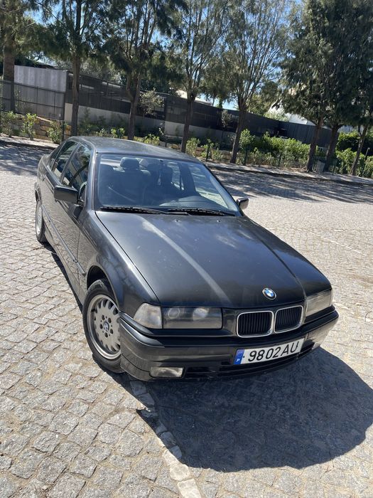 BMW,316i gasolina, pronto para andar  muito bom estado