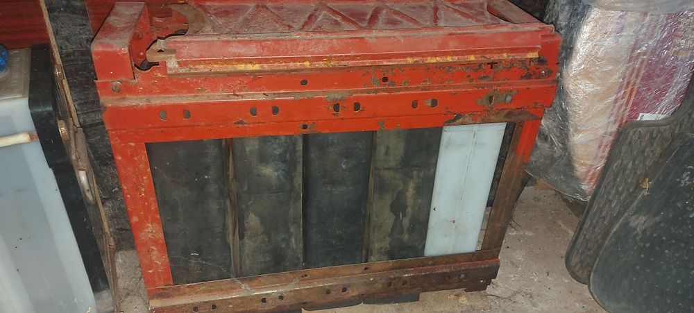 Щелочной акумуляторы нк 125,два 12 вольт.