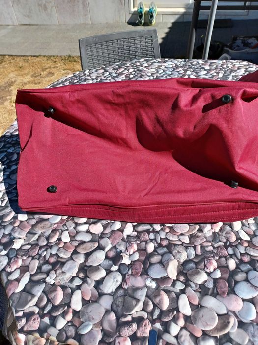 Saco de viagem em tecido em Vermelho com acessórios - NOVO