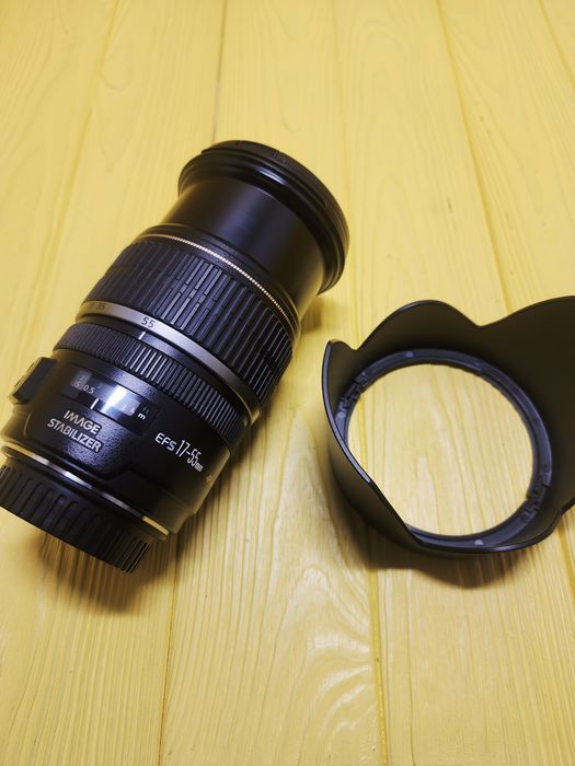 Объектив Canon EF-S 17-55mm f/2.8 IS USM