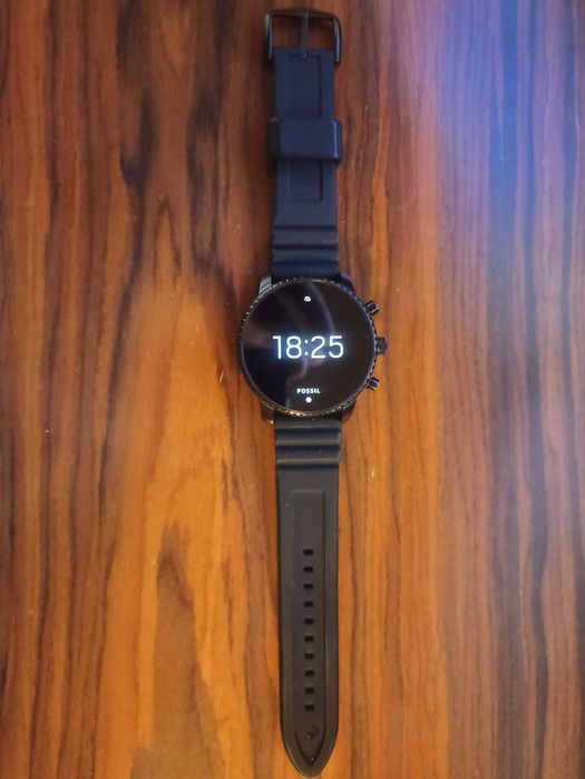 Smartwatch Fossil Q Explorist HR 2059 (Gen 4) – DW6F1 – Como Novo