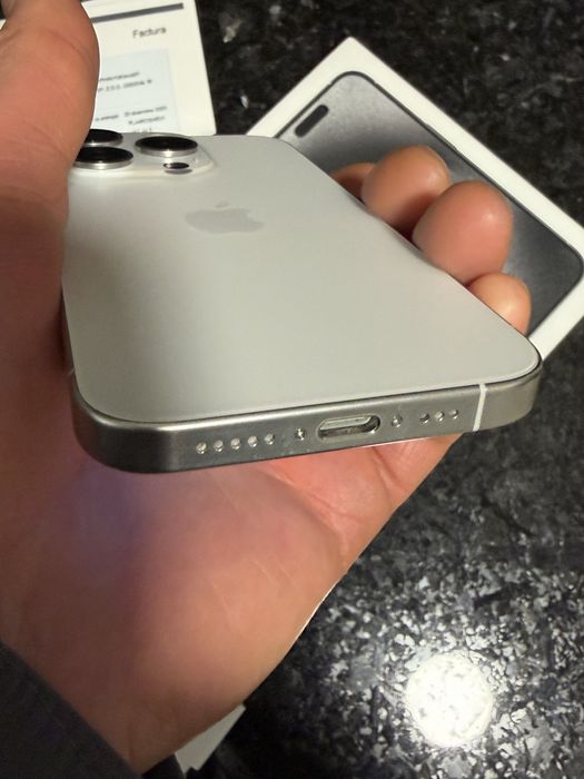 Iphone 15 Pro branco 128gb