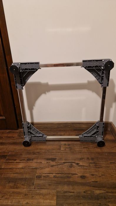 Podstawka pod pralkę antywibracyjna  NIUXX Regulowana  42-66cm.