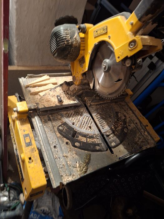 DeWalt piła stołowa D-65510