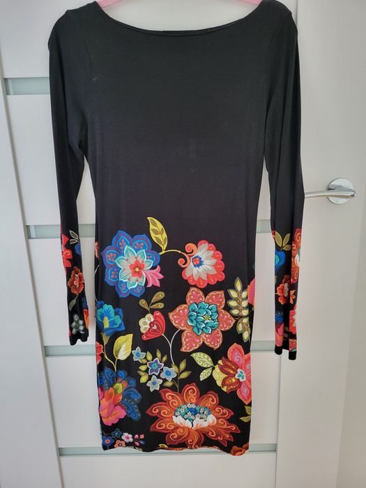 Sukienka Desigual r. S