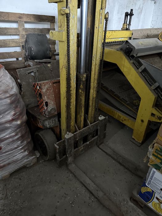 Болгарські Електрокари навантажувачі