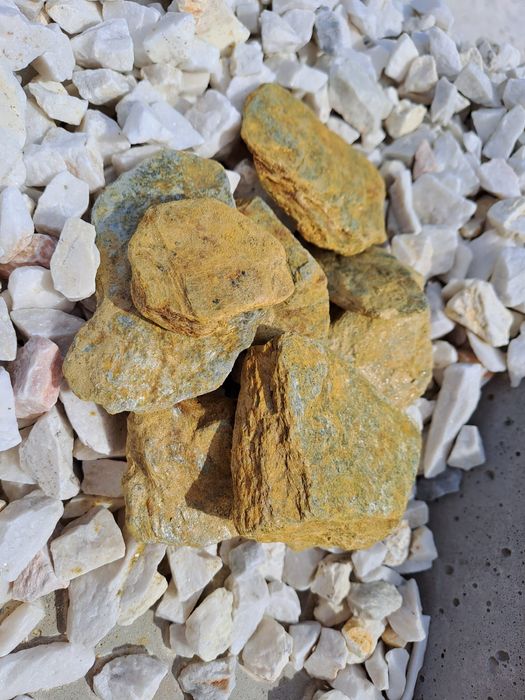 Łupek serycytowy Moon Stone 32-63mm, kamień ozdobny