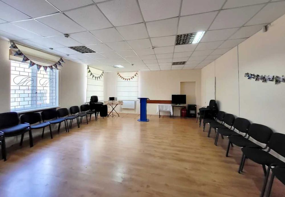 (8) Здається в оренду комерційне приміщення в смт. Калинівка 9726