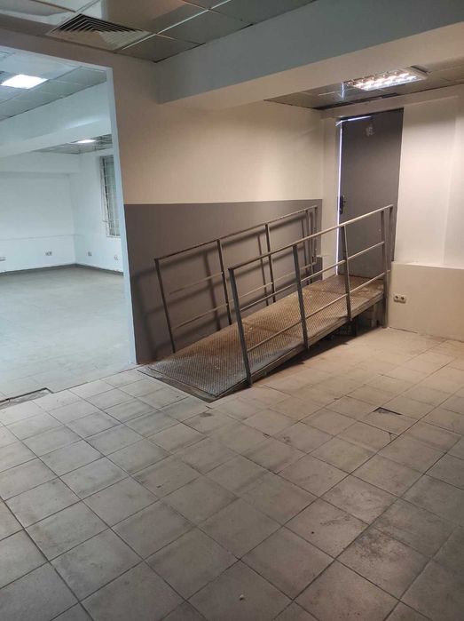 Комерційне приміщення