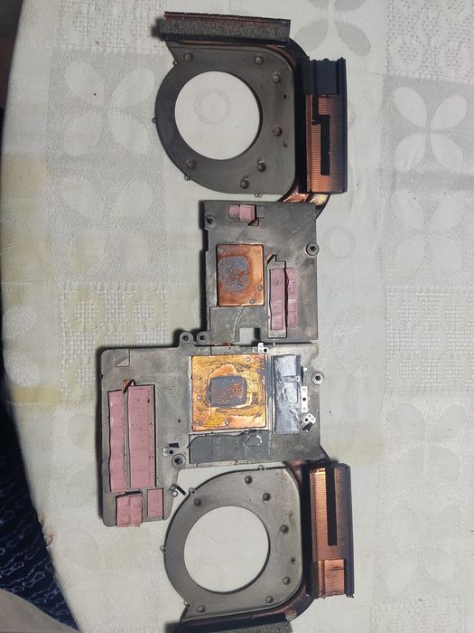 Cooler com ventoinha direita Lenovo Legion 5 15ach6 82ju