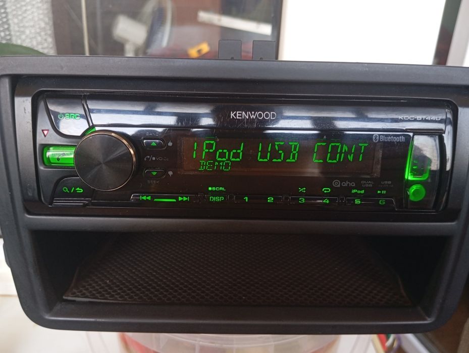 Kenwood KDC--BТ44U  громкая связь.bluetooth,RGB подсветка.