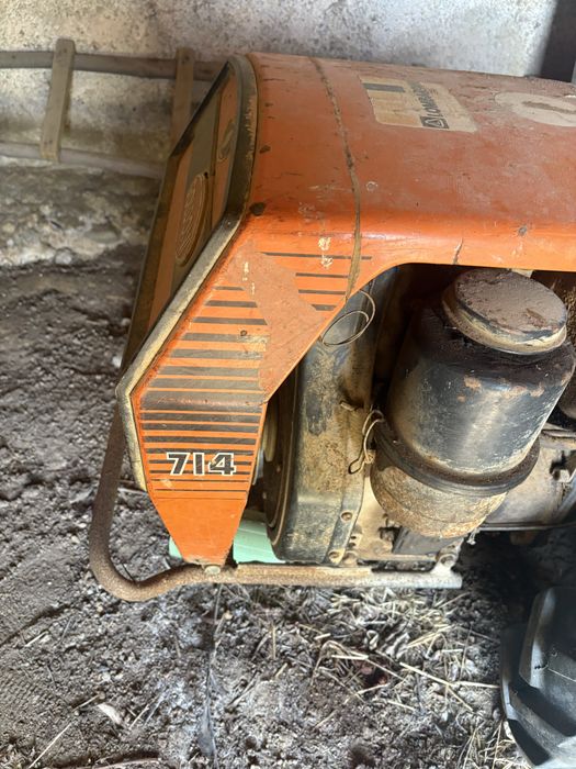 moto cultivador goldoni 14cv com reboque em bom estado