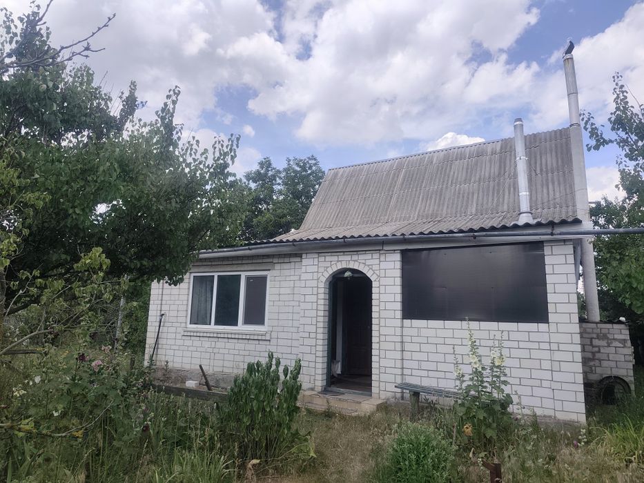 Продам будинок в селі Коржі Київської області