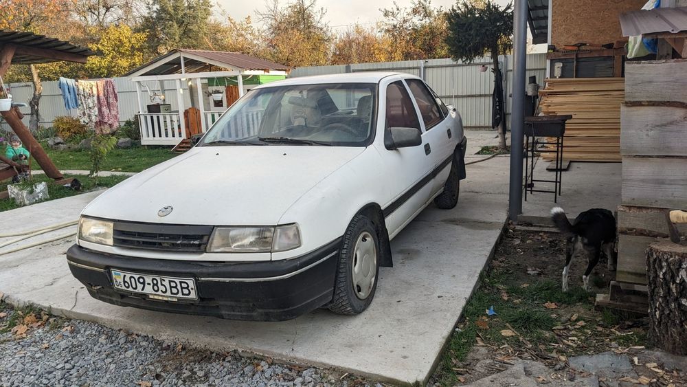 продам Опель машину
