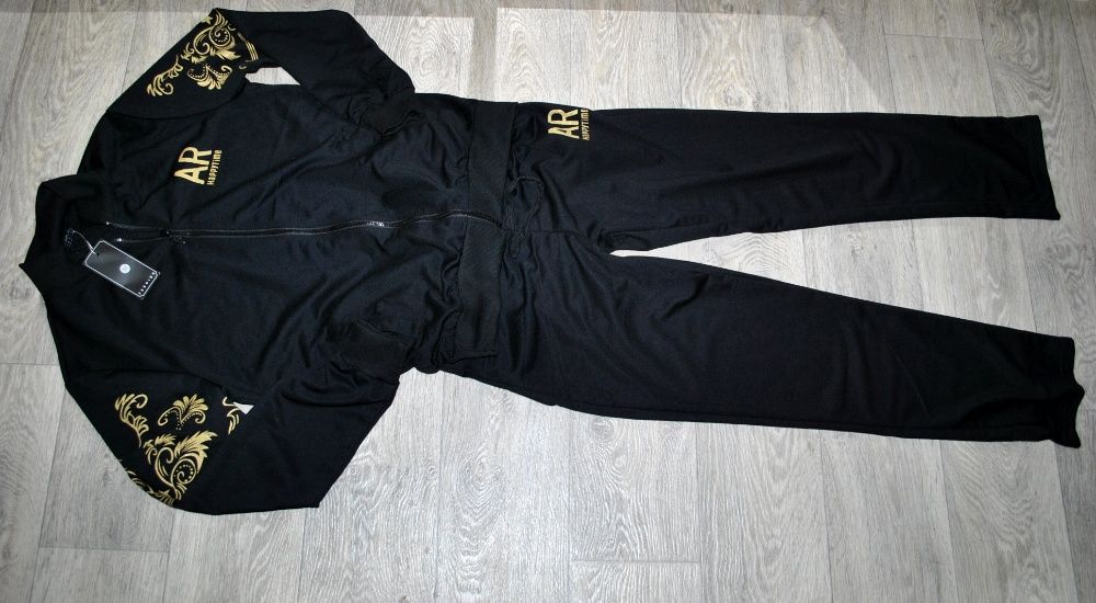 Хлопковый Прогулочный костюм FASHION M черный с золотым принтом крутой