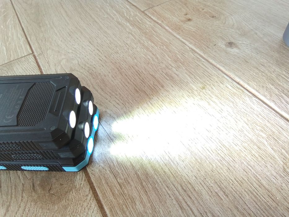 Powerbank solar 8000mah c\ lanterna