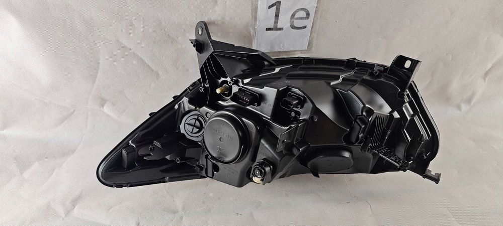 renault captur i lift reflektor prawy lampa prawa 260100947r